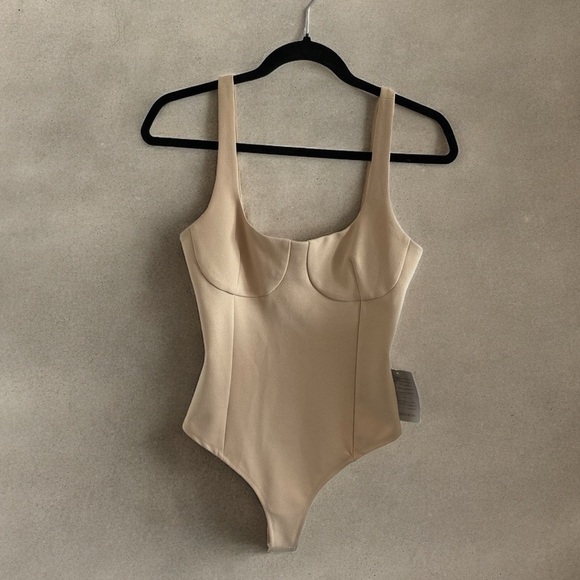Wayf Corset Style Cupped Bodysuit Thong Beige/Tan - Picture 3 of 11